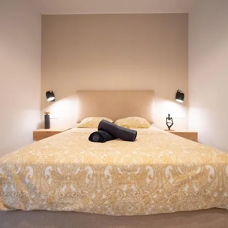 Yourspain S230a Heated Pool Торевьиа